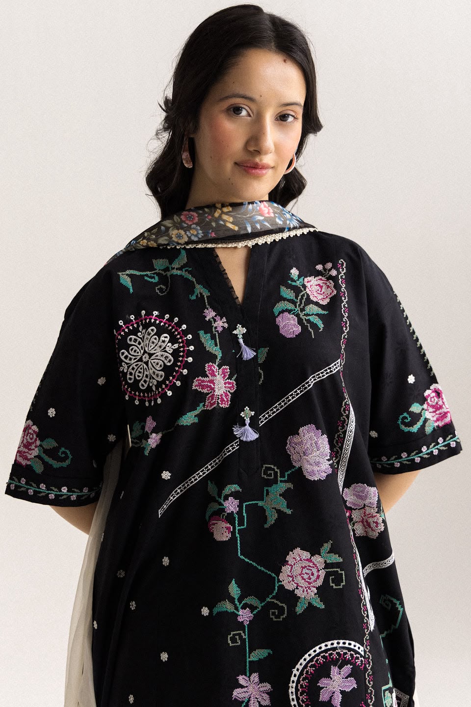 ANEELA’s  PURE SILK WITH 4 side Lace Ready to Wear SILK DUPATTA