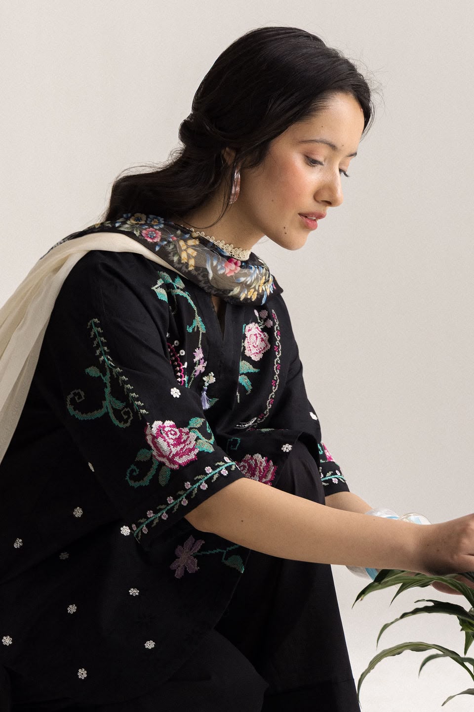 ANEELA’s  PURE SILK WITH 4 side Lace Ready to Wear SILK DUPATTA